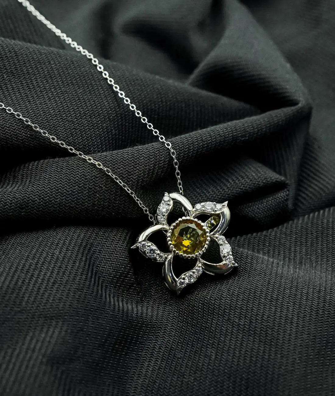Luxe Bloom